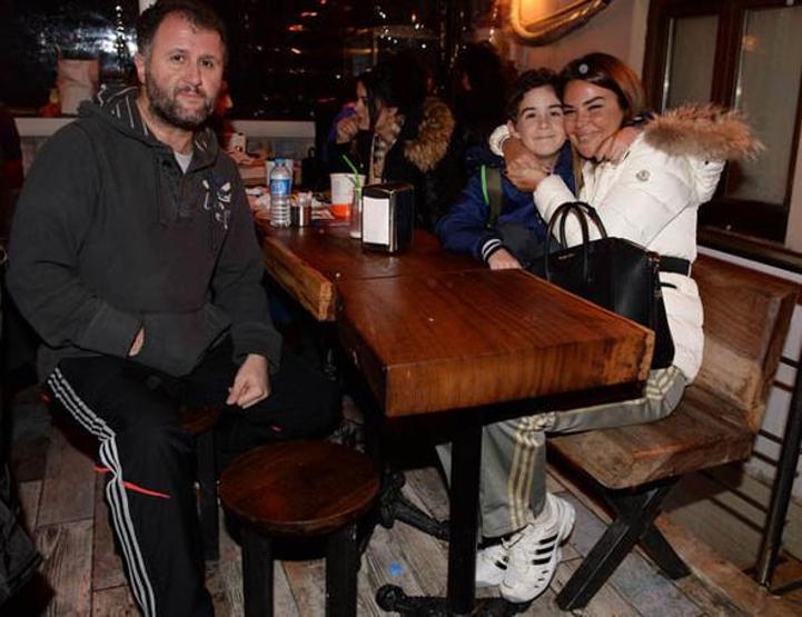 Oğlunun yanında gözaltına aldılar