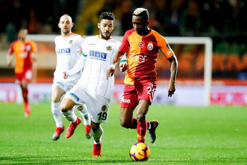 Alanyaspordan Galatasaraya çelme