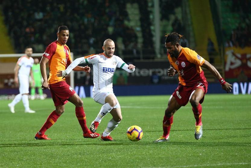 Alanyaspordan Galatasaraya çelme