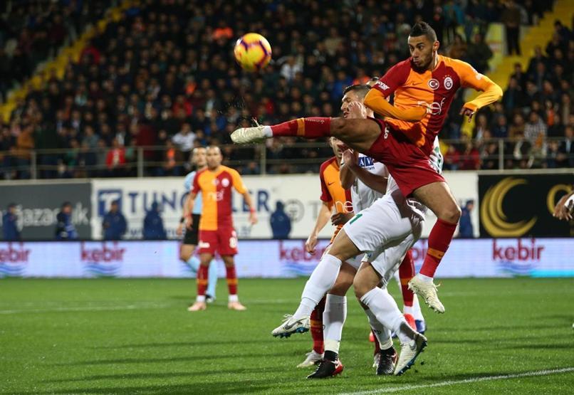 Alanyaspordan Galatasaraya çelme
