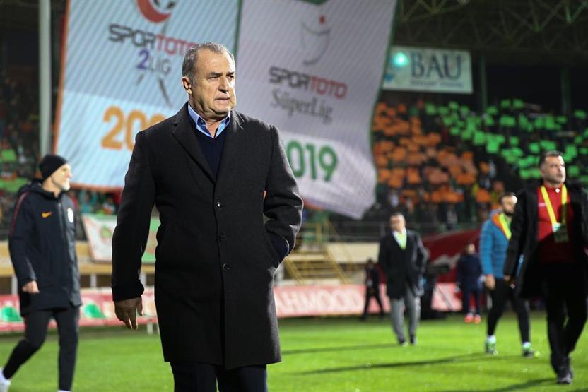 Alanyaspordan Galatasaraya çelme