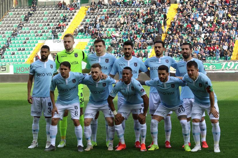 Başakşehir farkı 8 puana çıkardı