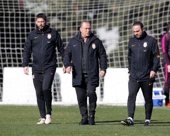 İki futbolcu takıma geri döndü