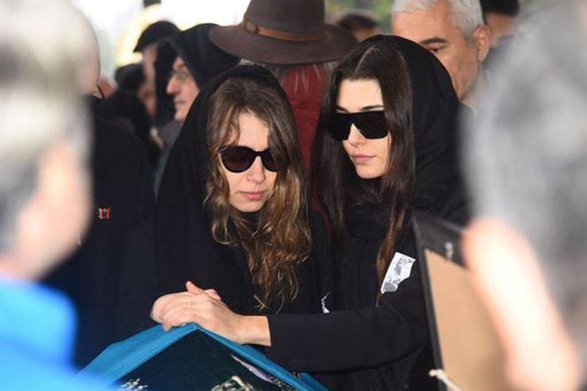 Hande Erçel ile Murat Dalkılıç aşkında yeni gelişme