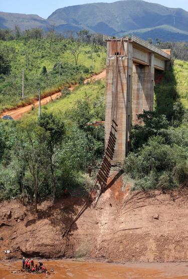 Brezilyadaki baraj faciasında ölü sayısı 150ye çıktı
