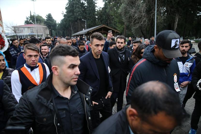 Galatasaray Fatih Terimi yalnız bırakmadı