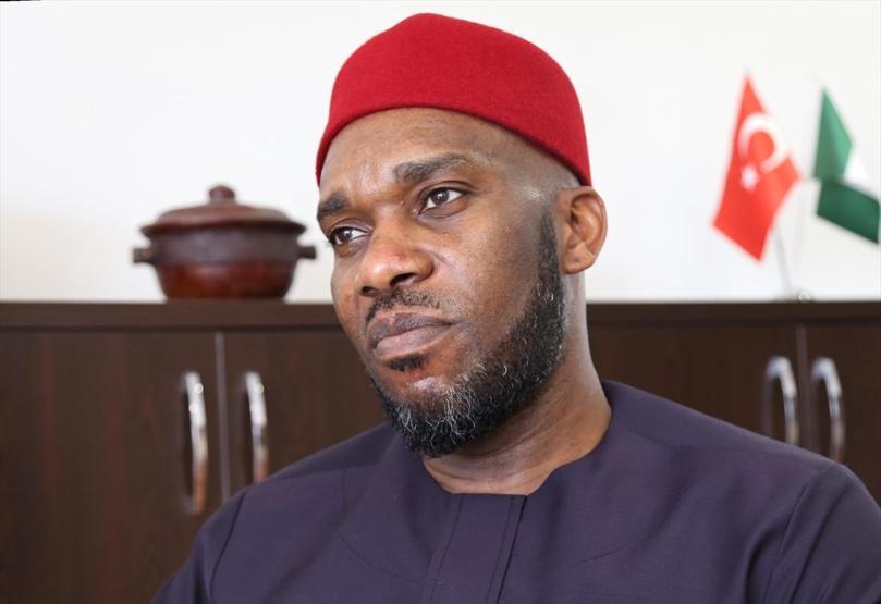 Fenerbahçenin efsanesi Jay Jay Okocha şimdi ne yapıyor