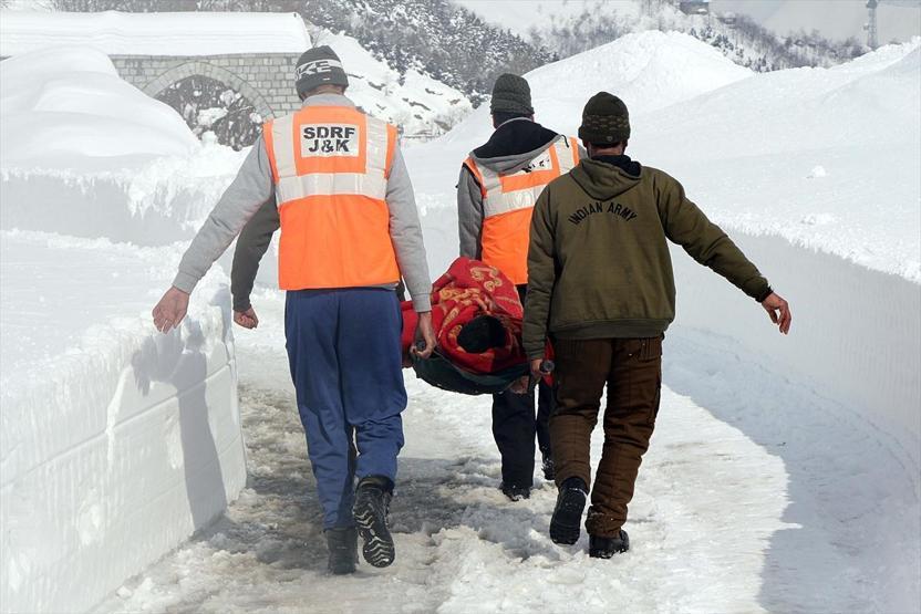 Hindistan’da çığ felaketi