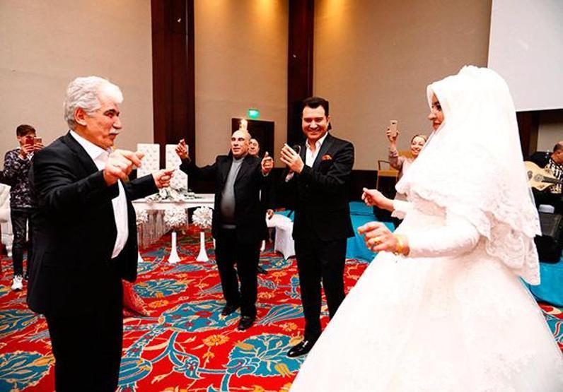 Murat Kurşun babasını evlendirdi