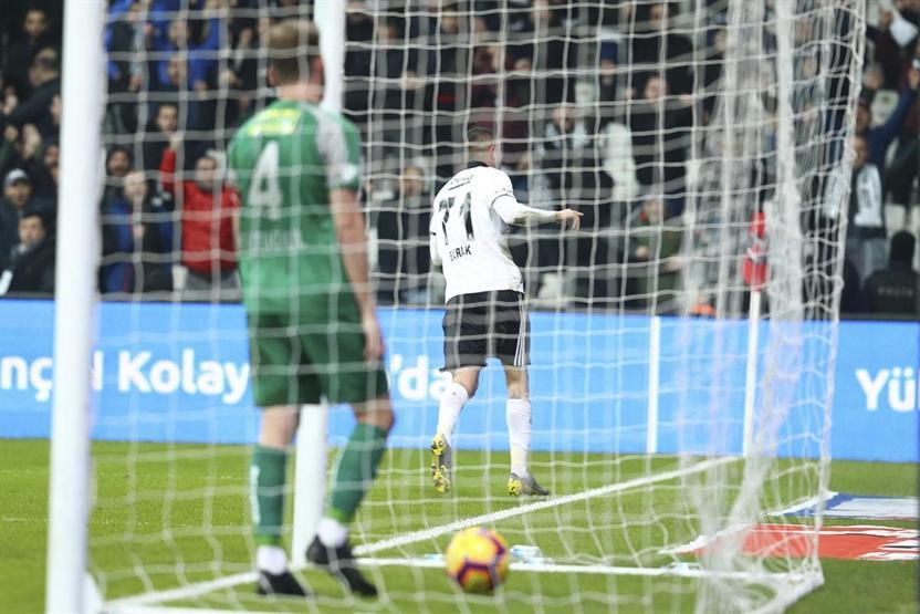 Beşiktaşta şov sırası Burak Yılmazın