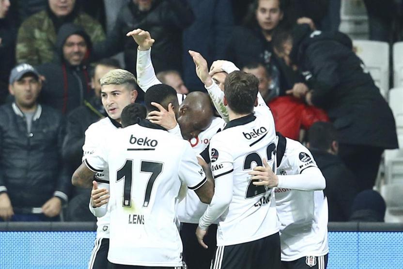 Beşiktaşta şov sırası Burak Yılmazın