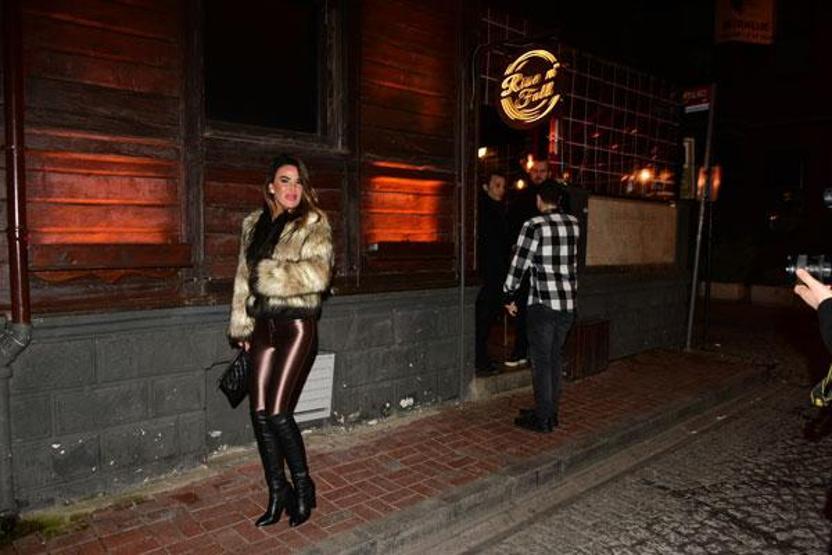 Özlem Yıldız: Kim ki bu
