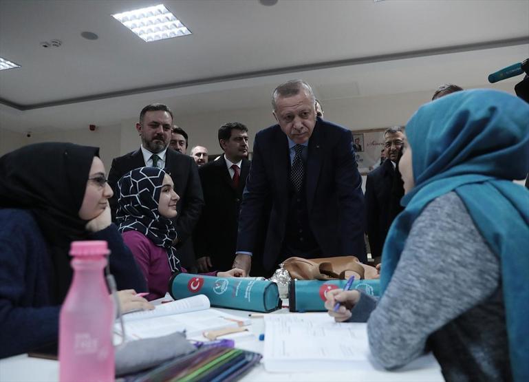 Cumhurbaşkanı Erdoğandan Ankaraya Metrobüs müjdesi