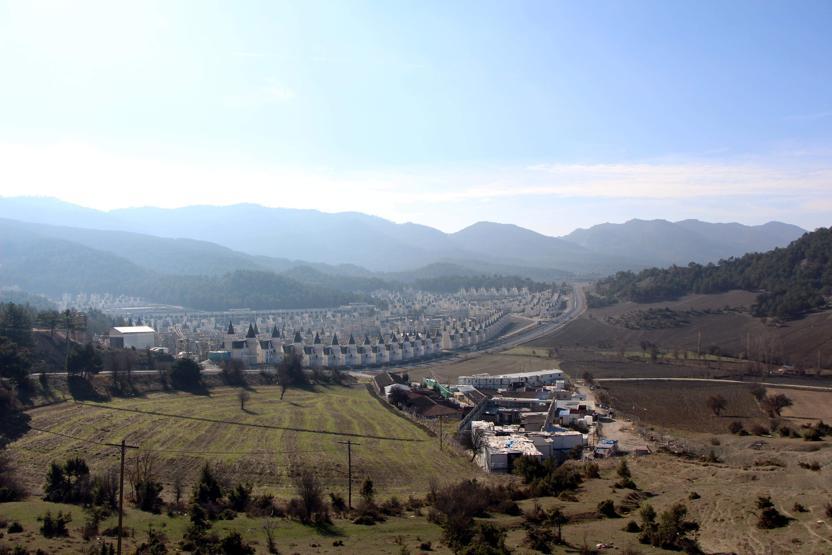 Mudurnudaki şato gibi villalara yatırım iddiası