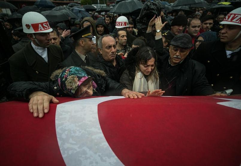 Şehit Pilot Yüzbaşı Özerli gözyaşlarıyla uğurlandı