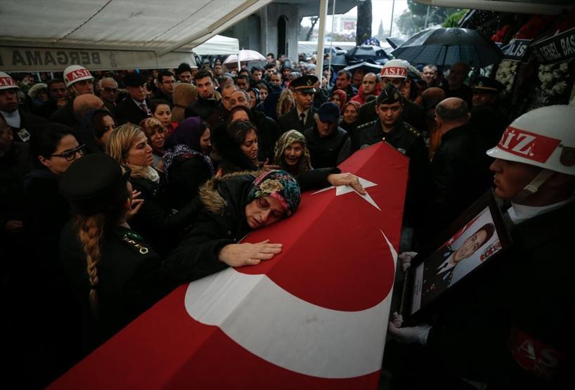 Şehit Pilot Yüzbaşı Özerli gözyaşlarıyla uğurlandı