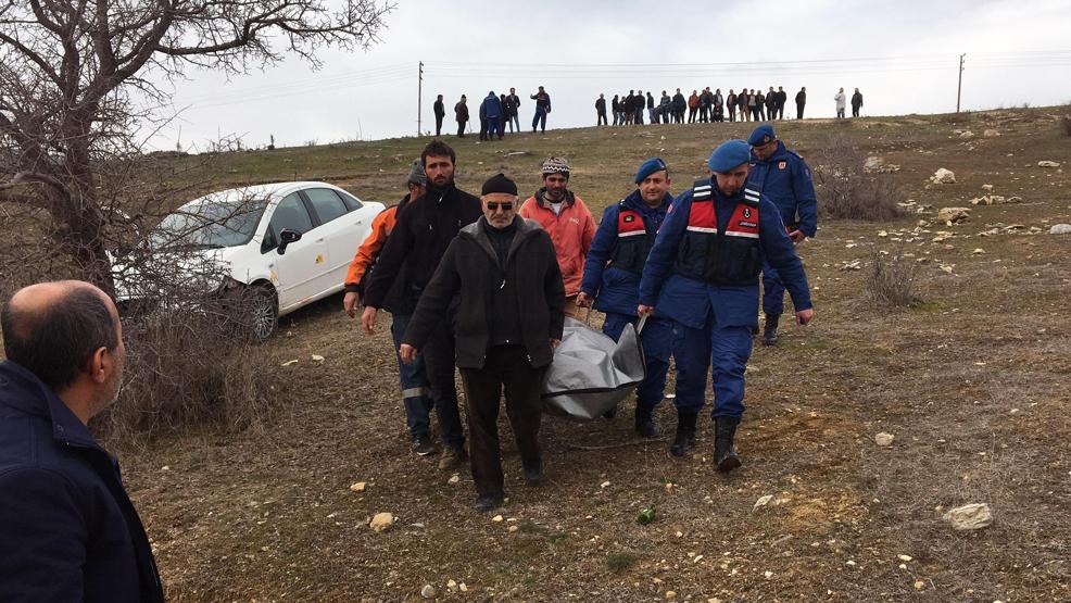 Ağılda nöbet tuttu koyunlarını çalmaya gelenlere kurşun yağdırdı