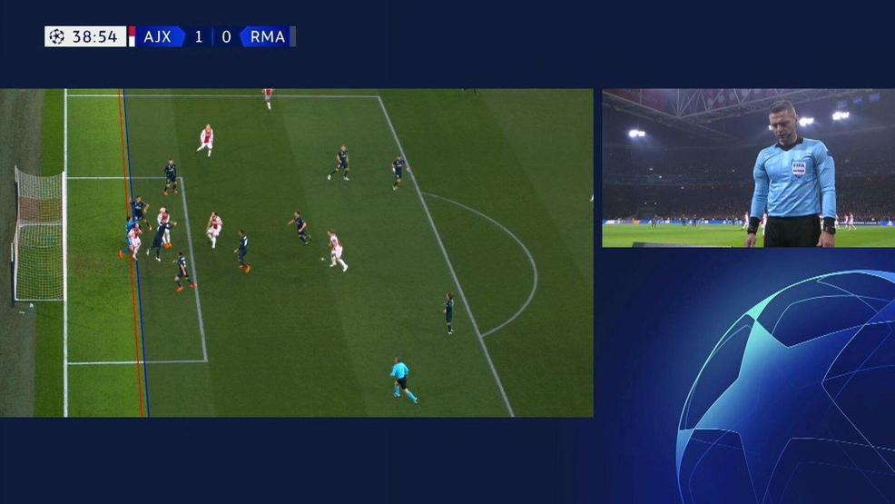 UEFA Ajaxın golünün neden iptal edildiğini açıkladı
