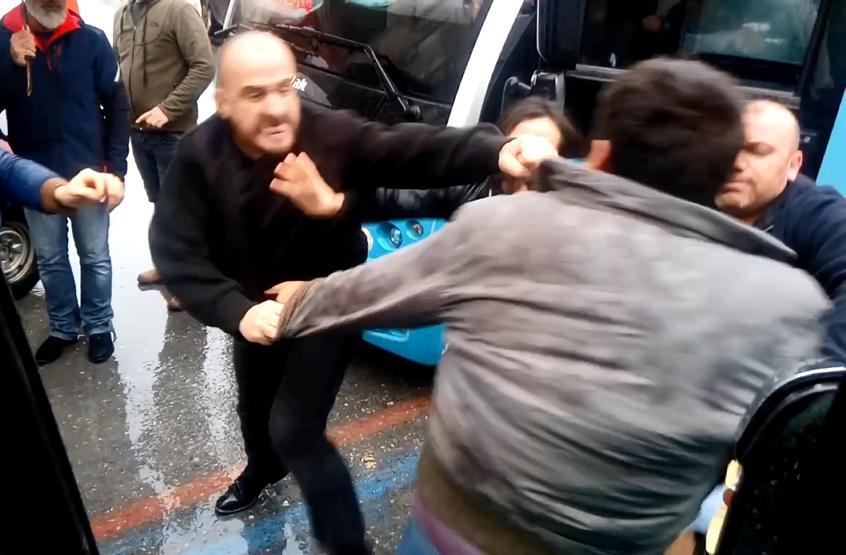 Yol ortasında meydan savaşı