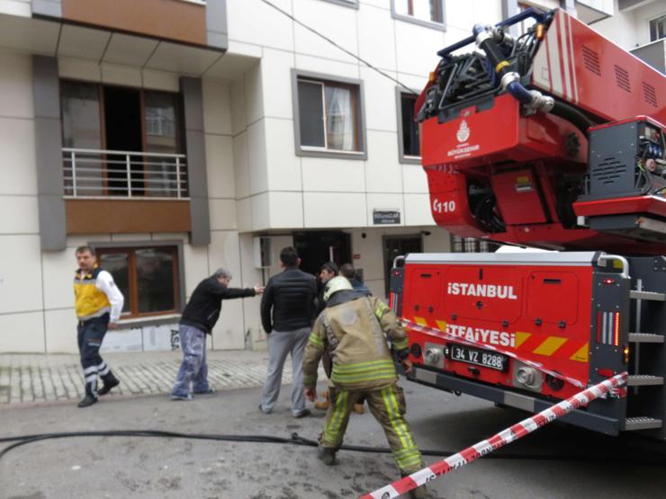 Eski koca, yeniden bir araya geldiği kadının evini kundakladı