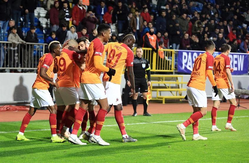 Semih Kayadan Fenerbahçeye fotoğraflı yanıt