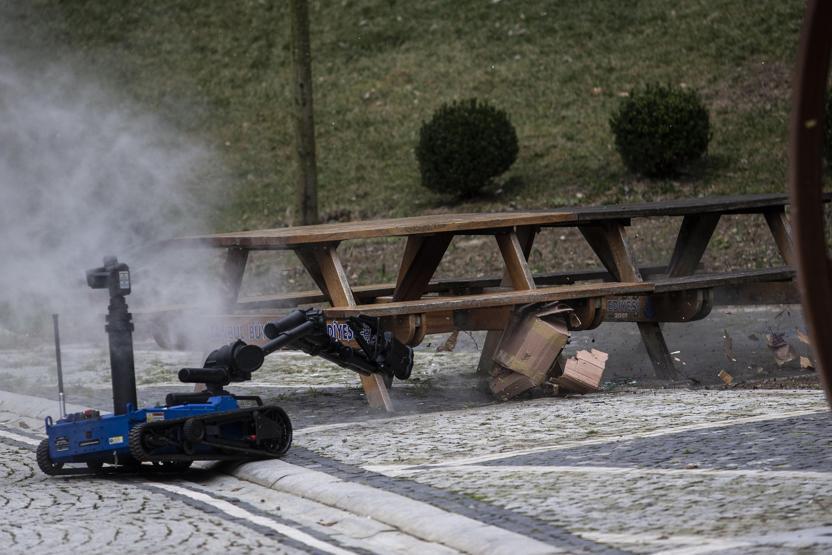 Yerli bomba imha robotu Ertuğrul İstanbulda görev başında