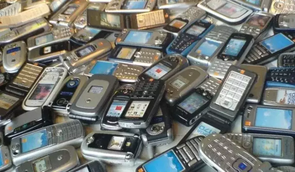 En çirkin tasarıma sahip cep telefonları