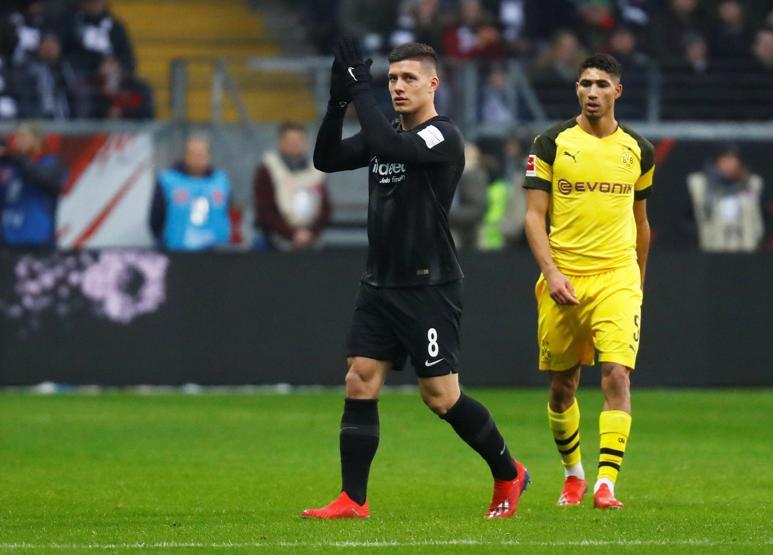 Benficanın 60 milyon euroluk hatası: Luka Jovic