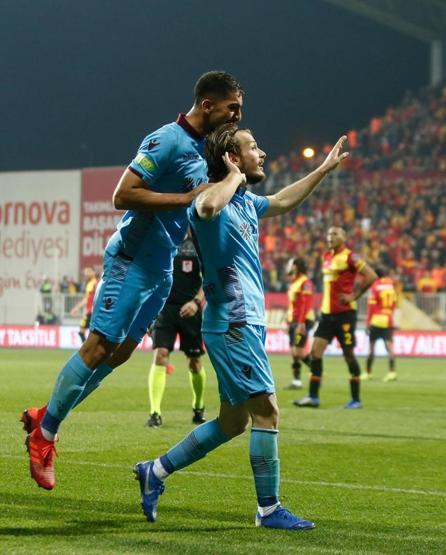 Trabzonsporun Türk futboluna yeni hediyesi: Abdulkadir Parmak