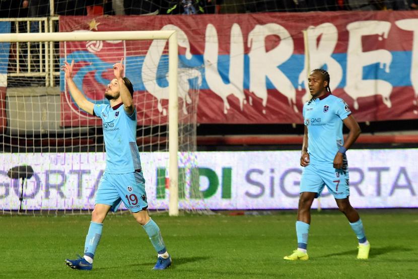 Trabzonsporun Türk futboluna yeni hediyesi: Abdulkadir Parmak