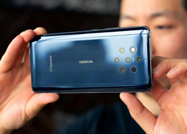 Huawei Mate X tanıtıldı, işte özellikleri ve fiyatı