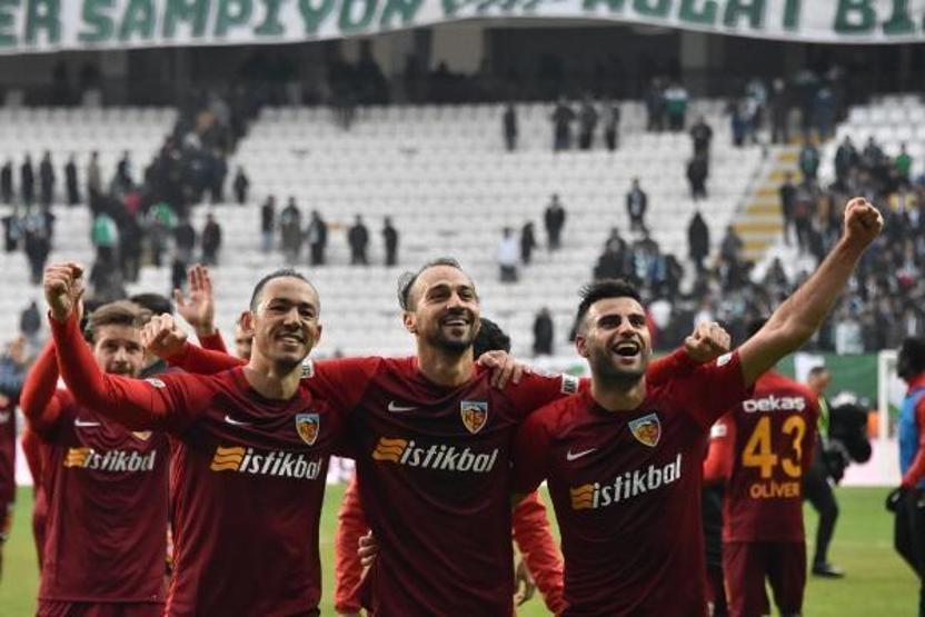Kulüpler menajerlere ne kadar ödedi