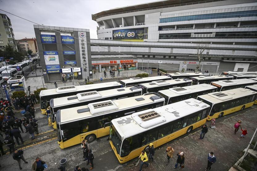 Fenerbahçe taraftarları Vodafone Parka hareket etti