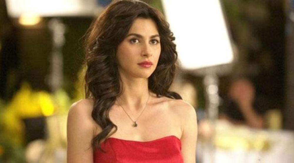 Nesrin Cavadzadeden estetik yorumlarına ilginç yanıt