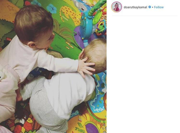 Doğa Rutkay ikizleri Piraye ve Rutkayın fotoğrafını paylaştı