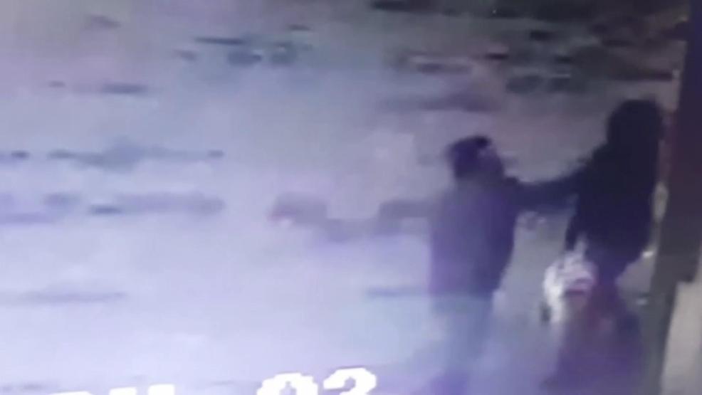 Bağcılarda kadın öğretmene saldırı kameralara yansıdı