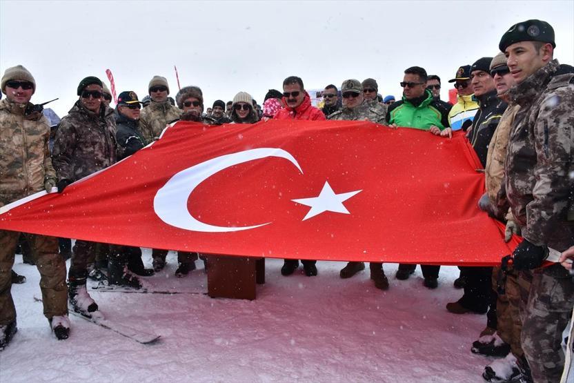 2 bin 800 rakımda kar festivali düzenlendi