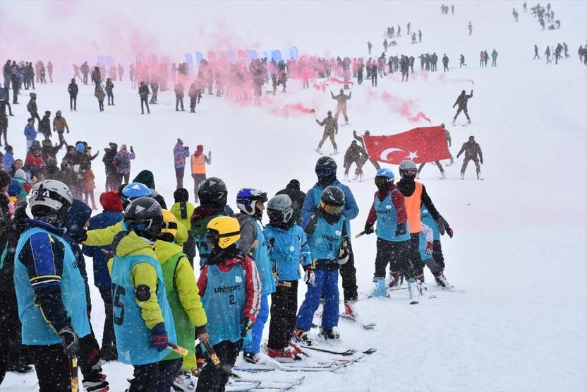 2 bin 800 rakımda kar festivali düzenlendi