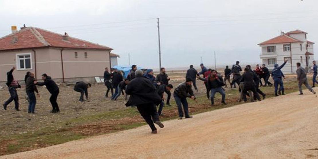 Koyun otlatmam deyip öldürdü Yakınları saldırganın evini taşladı