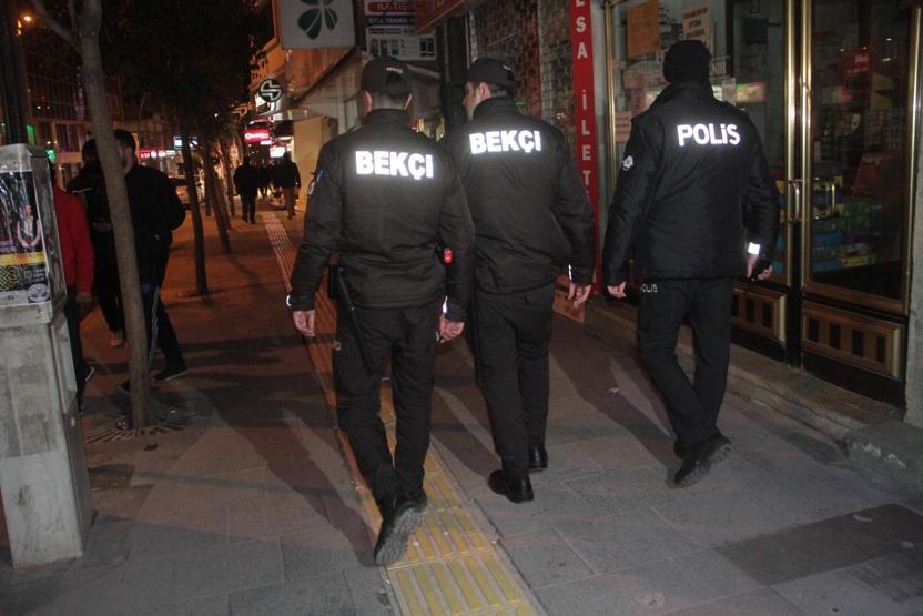 Sokaklar artık Gece Kartallarına emanet