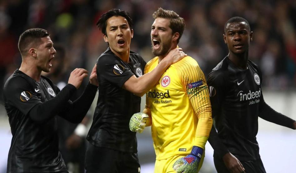 Galatasarayda 1 numara değişiyor