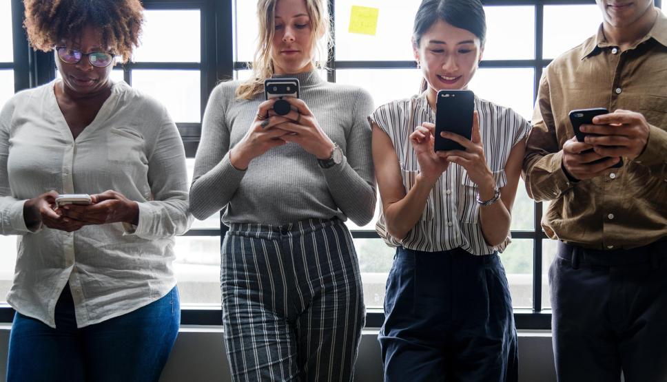 Samsungun yeni telefonlarında şaşırtan hata