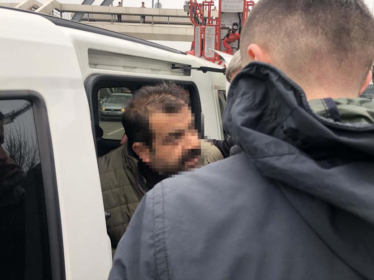 İntihar girişimini cep telefonlarından canlı yayınladılar