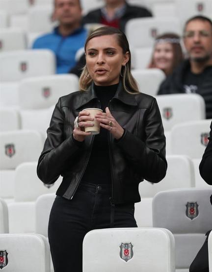 Sophia Thomalla Vodafone Parkı sevdi