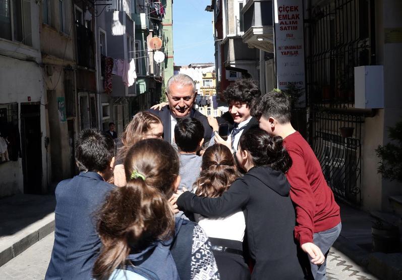 Binali Yıldırımdan büyüdüğü sokağa ziyaret