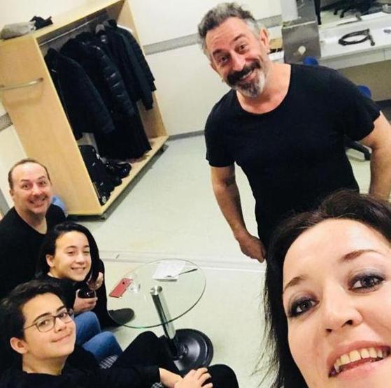 Cem Yılmaz, yeni stand-up gösterisini sergiledi