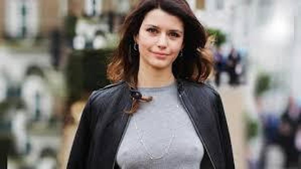 Beren Saatin yeni dizisi Atiyeden ilk kare