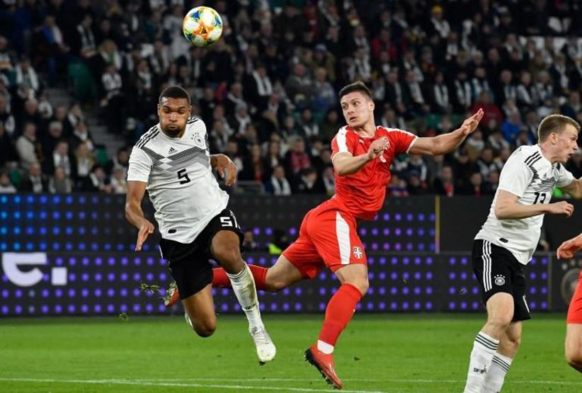 Luka Jovic için kuyruk oluştu