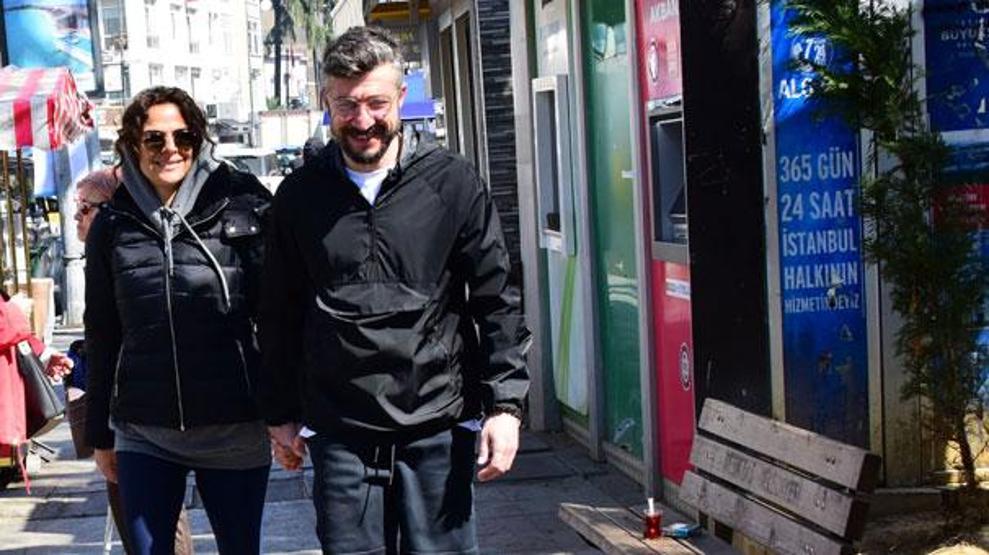 Tümer Metin ve Gamze Topuz liseli aşıklar gibi