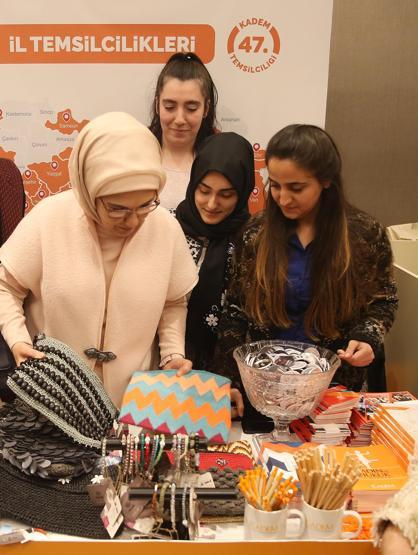 Emine Erdoğan Cemre Çarşısı etkinliğine katıldı